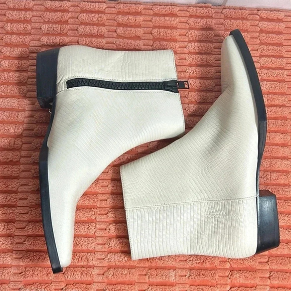 FRAME LeMaddox Lizard bootie EU 36 white boot black zipper - very sexy! EUC - Picture 8 of 15